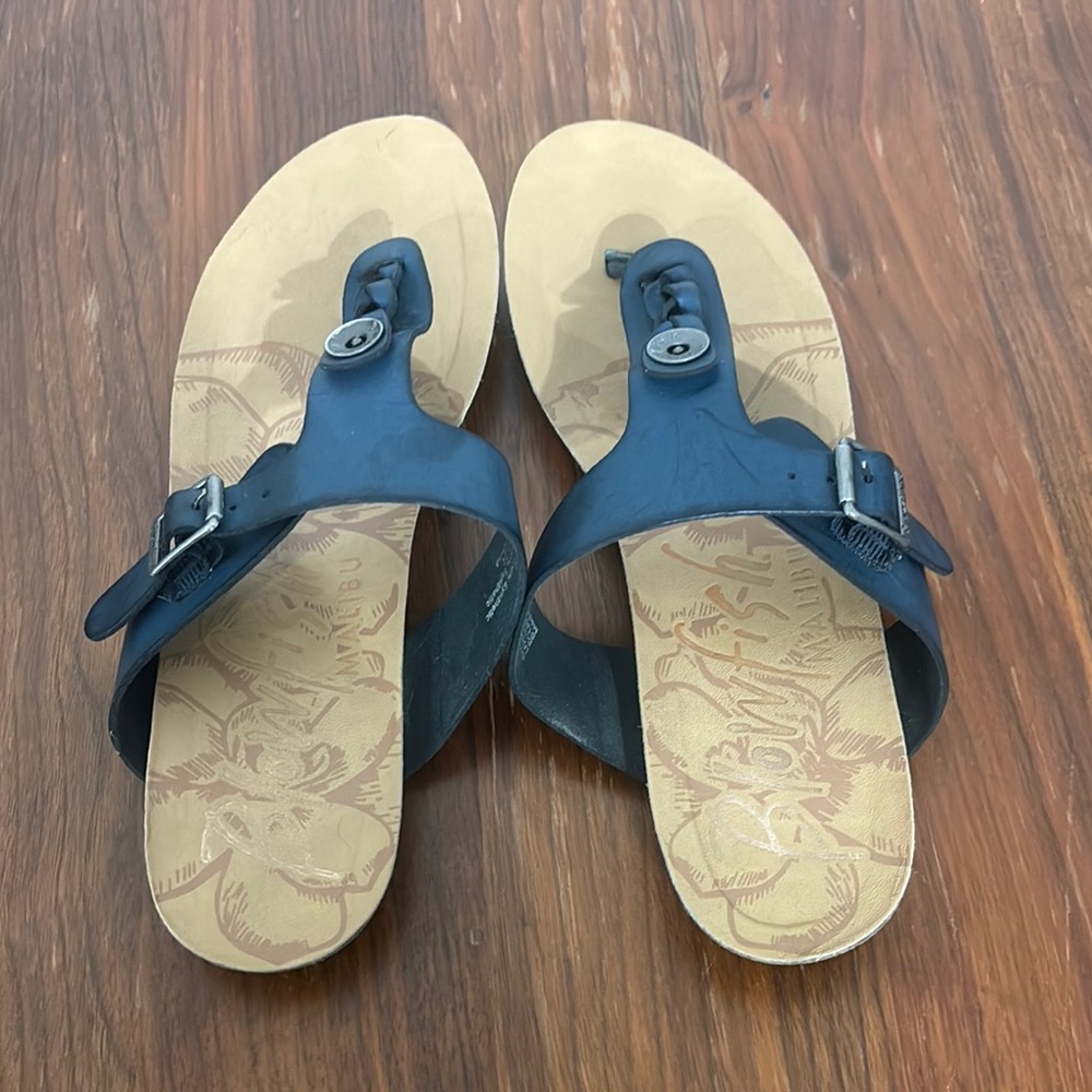 Blowfish Malibu Blue T Strap Sandal Braided Adjustable
Buckle Cork Sole Size 10
